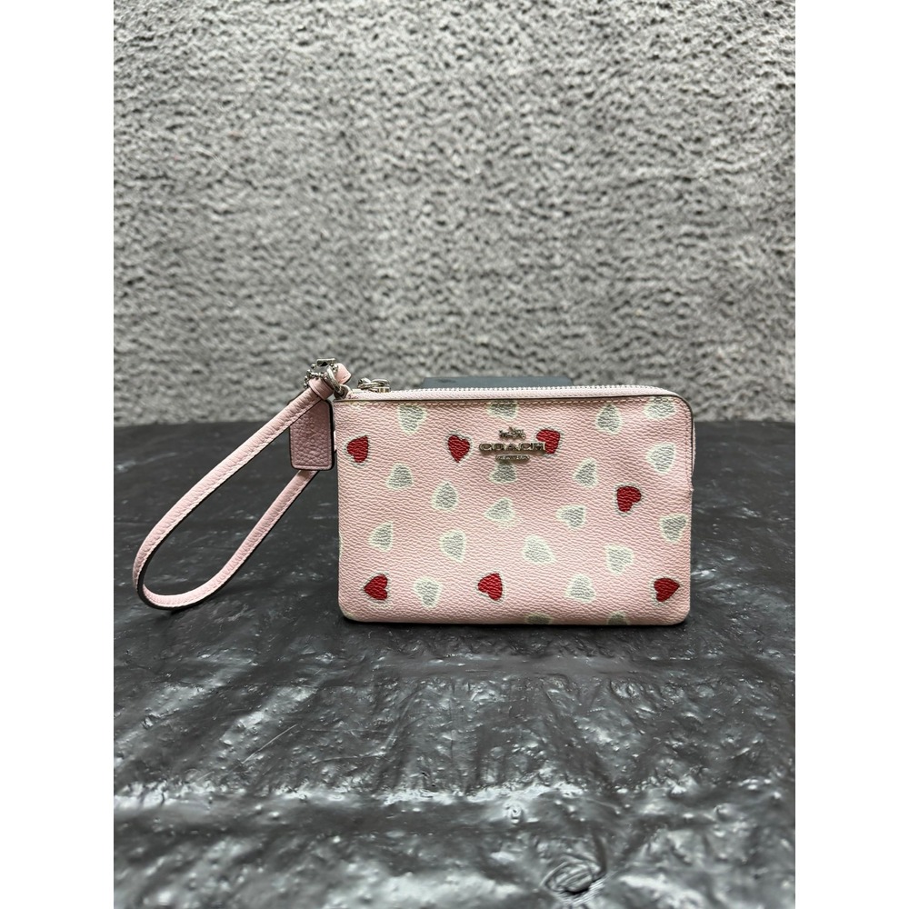 Coach Women's Heart Printed Genuine Leather Corner Zip Wristlet Pouch Pink